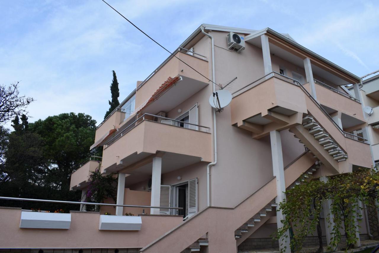 Apartmani Katica Novalja Exteriör bild