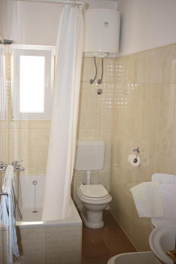 Apartmani Katica Novalja Exteriör bild