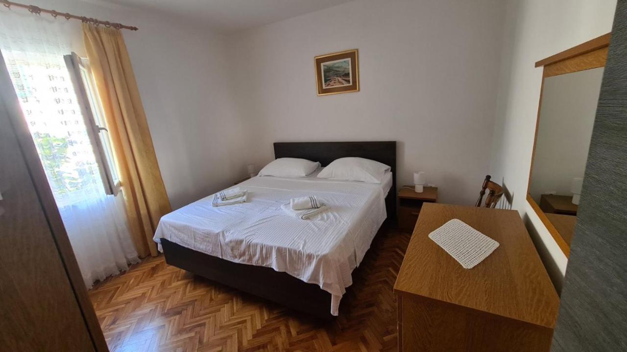 Apartmani Katica Novalja Exteriör bild
